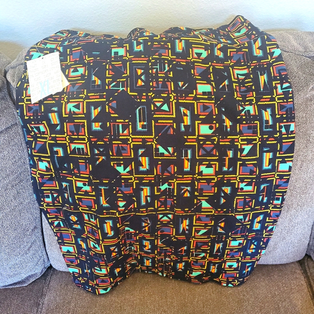 XL LuLaRoe Cassie skirt brand new with tags